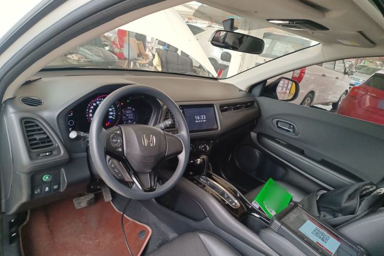 Used Honda Vezel 2020 1.5L CVT Pioneer Edition Center Console