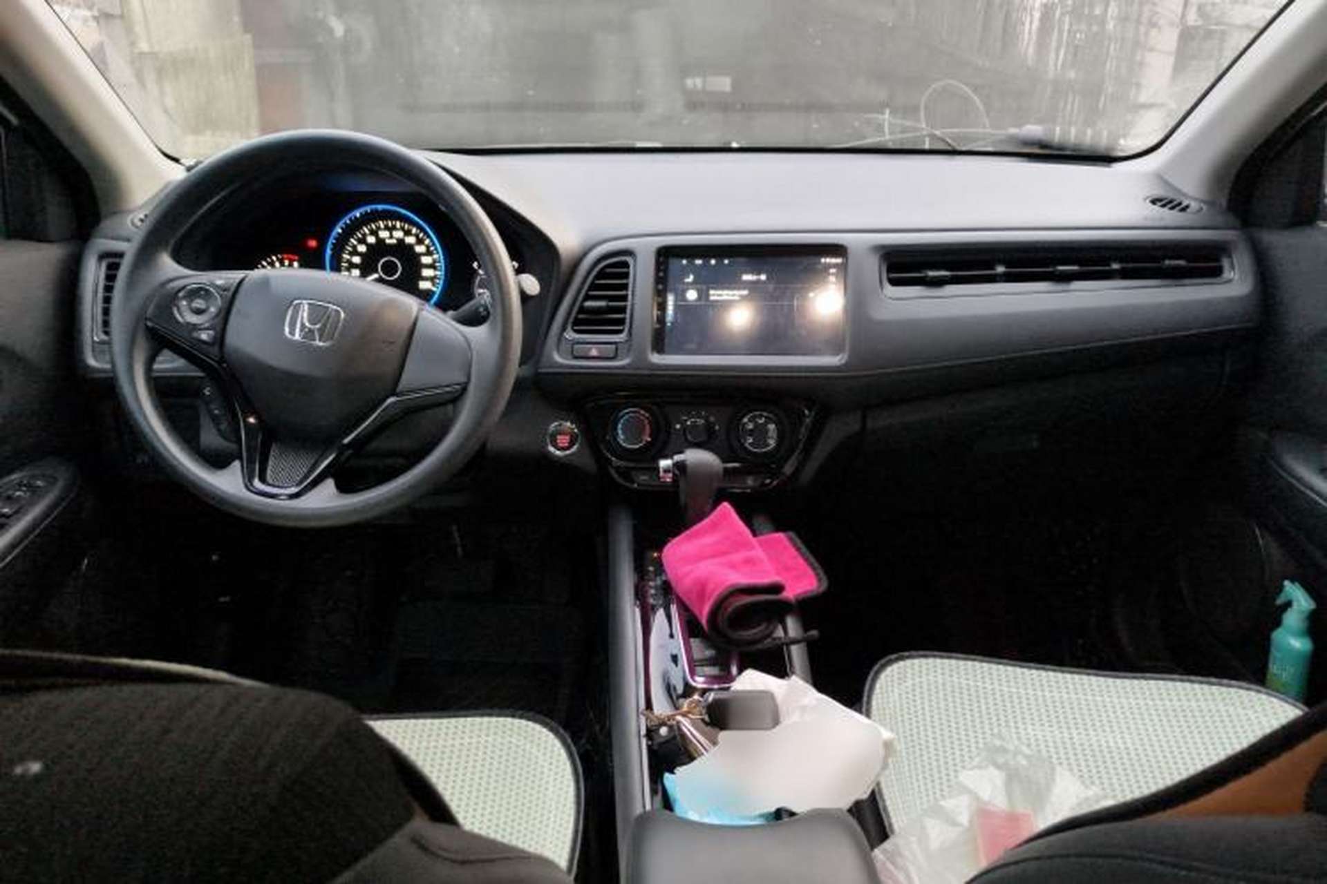 Used Honda Vezel 2020 1.5L CVT Pioneer Edition Center Console