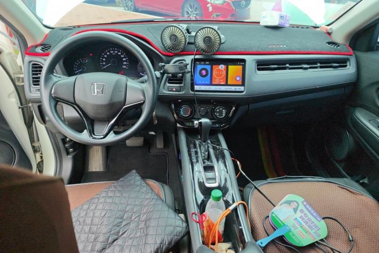 Used Honda Vezel 2020 1.5L CVT Elite Edition Center Console
