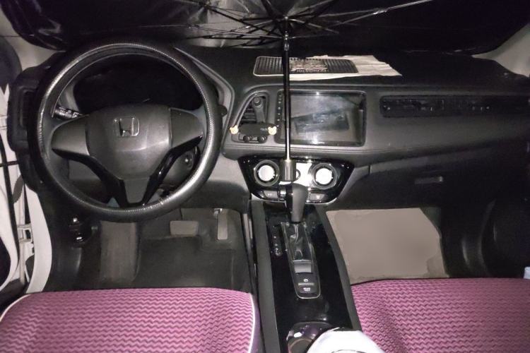 Used Honda Vezel 2020 1.5L CVT Elite Edition Center Console