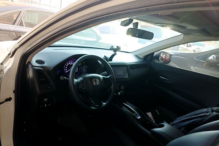 Used Honda Vezel 2020 1.5L CVT Pioneer Edition Center Console