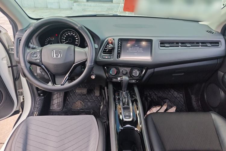 Used Honda Vezel 2020 1.5L CVT Pioneer Edition Center Console