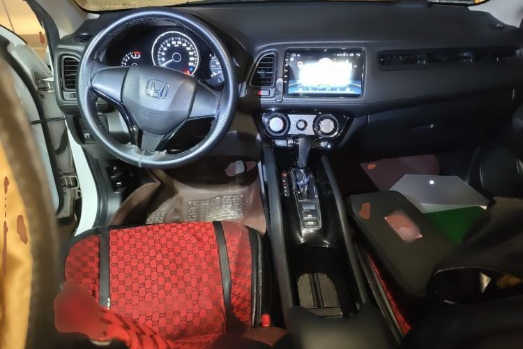 Used Honda Vezel 2020 1.5L CVT Elite Edition Center Console