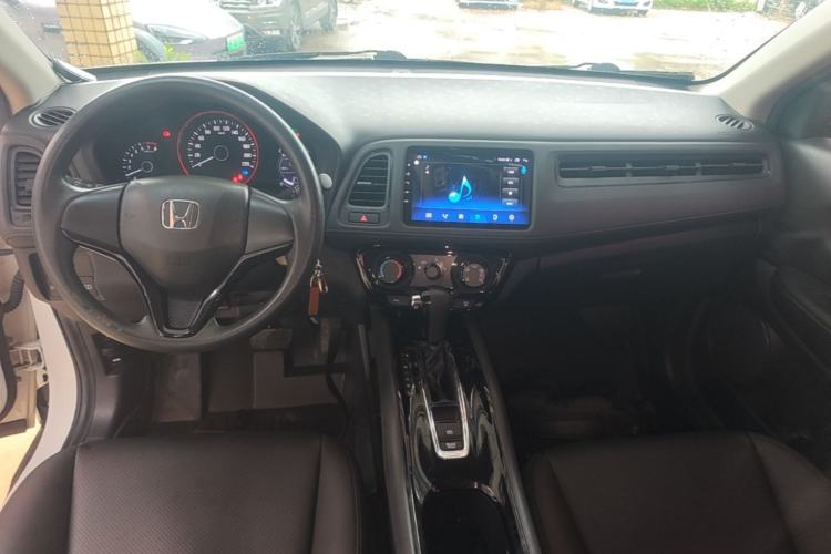Used Honda Vezel 2020 1.5L CVT Elite Edition Center Console