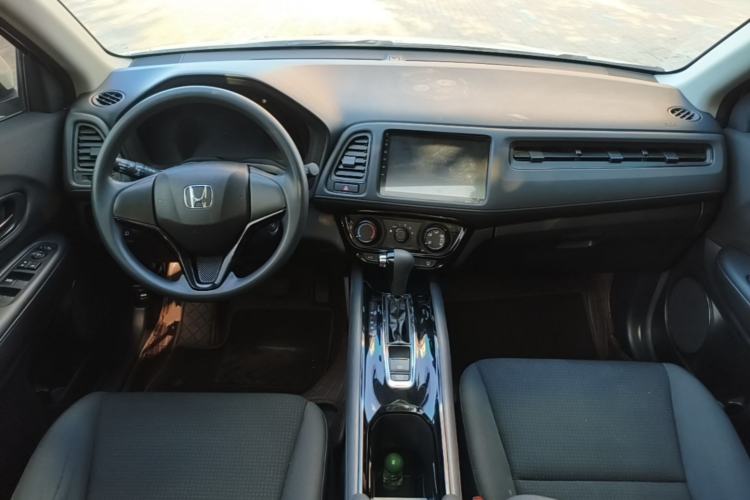 Used Honda Vezel 2020 1.5L CVT Elite Edition Center Console