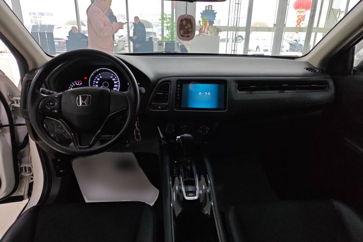 Used Honda Vezel 2020 1.5L CVT Pioneer Edition Center Console