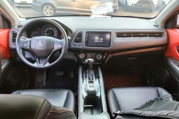 Used Honda Vezel 2020 1.5L CVT Pioneer Edition Center Console