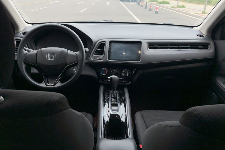 Used Honda Vezel 2020 1.5L CVT Elite Edition Center Console