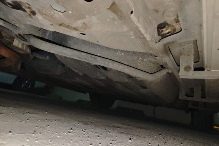 Used Honda Vezel 2020 1.5L CVT Luxury Edition Chassis Front Left