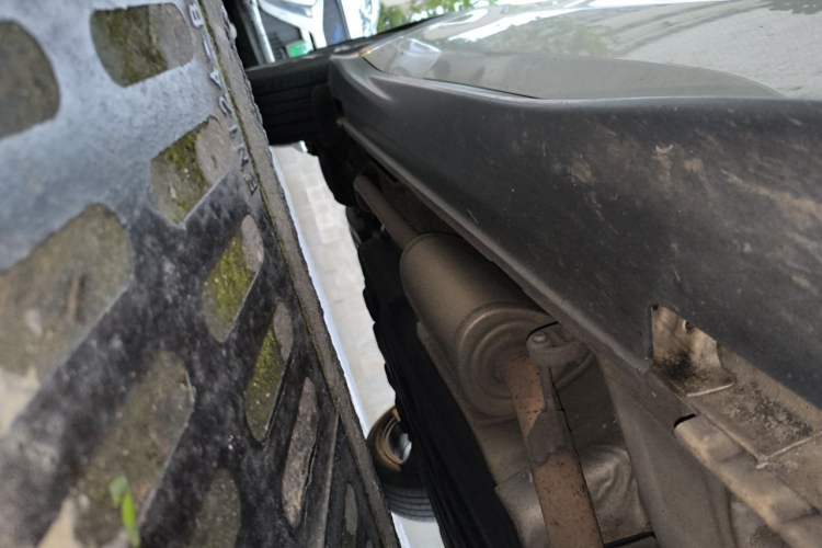 Used Honda Vezel 2020 1.5L CVT Pioneer Edition Chassis Front Right