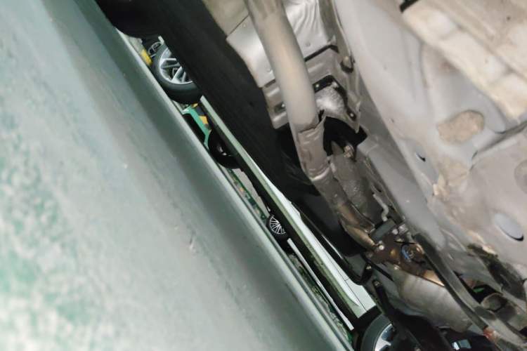 Used Honda Vezel 2020 1.5L CVT Pioneer Edition Chassis Front Right