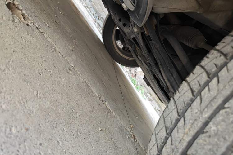 Used Honda Vezel 2020 1.5L CVT Pioneer Edition Chassis Front Right