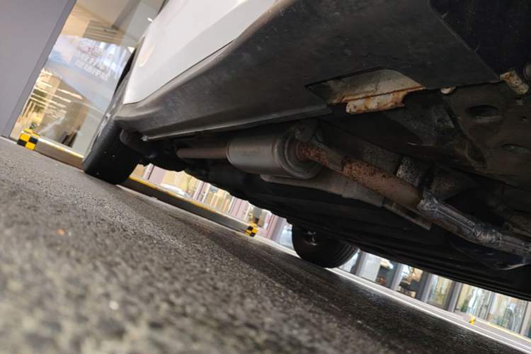 Used Honda Vezel 2020 1.5L CVT Pioneer Edition Chassis Front Right