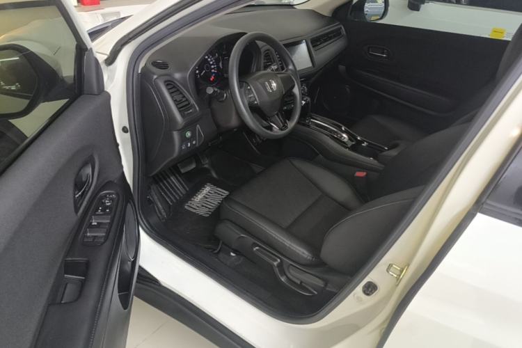 Used Honda Vezel 2020 1.5L CVT Pioneer Edition Driver Seat