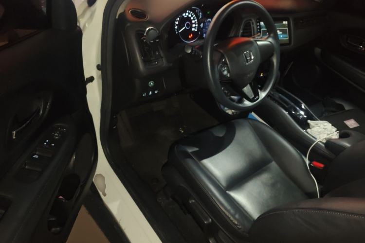 Used Honda Vezel 2020 1.5L CVT Pioneer Edition Driver Seat