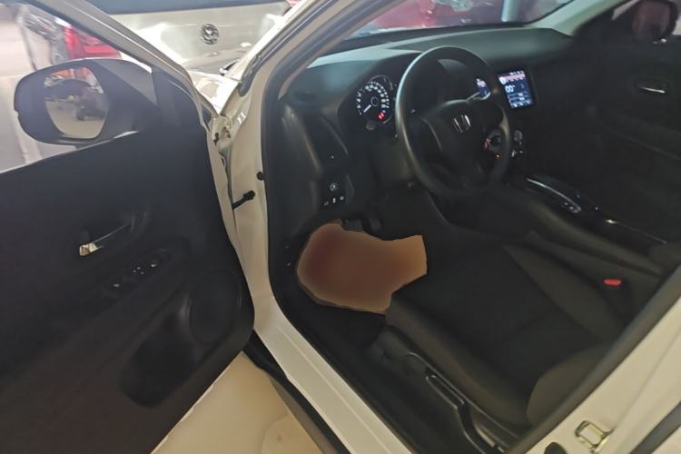 Used Honda Vezel 2020 1.5L CVT Elite Edition Driver Seat