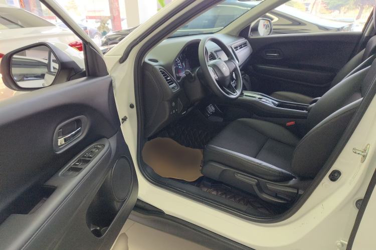 Used Honda Vezel 2020 1.5L CVT Pioneer Edition Driver Seat
