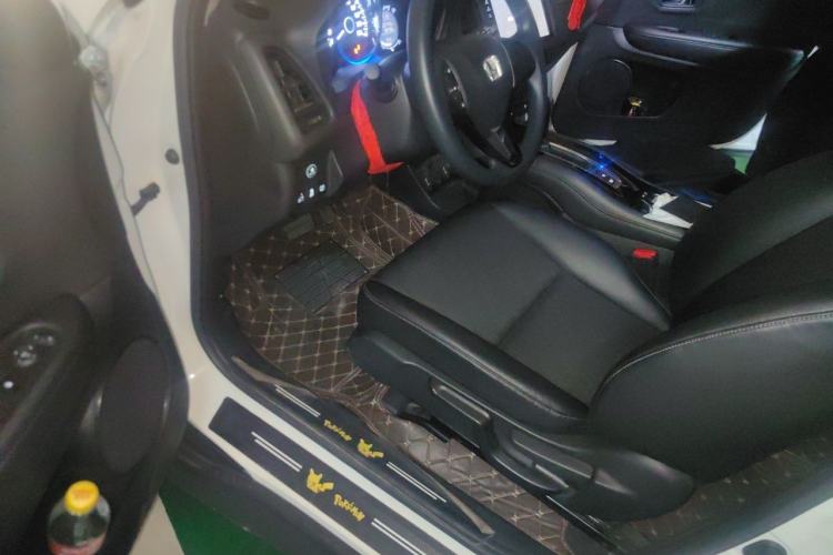 Used Honda Vezel 2020 1.5L CVT Pioneer Edition Driver Seat