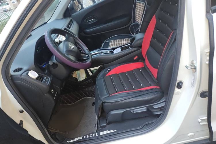 Used Honda Vezel 2020 1.5L CVT Elite Edition Driver Seat