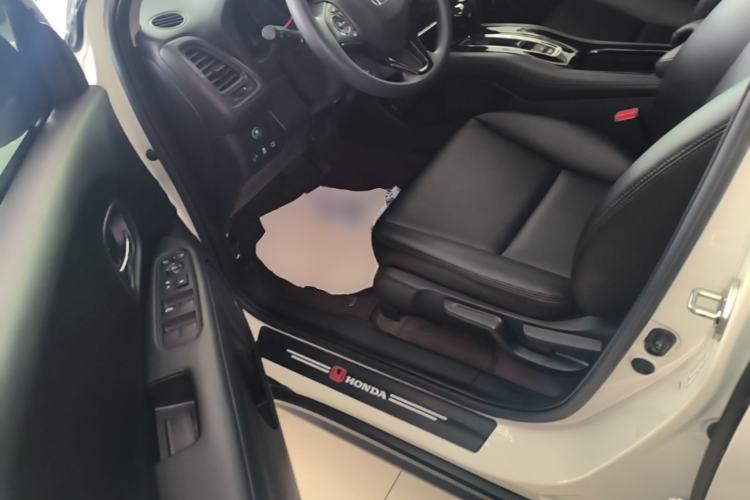 Used Honda Vezel 2020 220 TURBO CVT Elite Edition Driver Seat