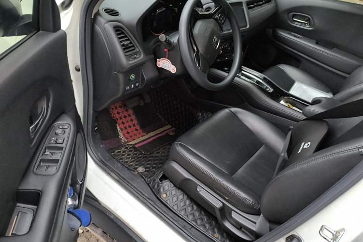 Used Honda Vezel 2020 1.5L CVT Pioneer Edition Driver Seat