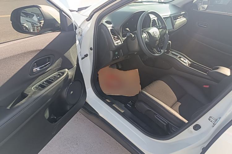 Used Honda Vezel 2020 1.5L CVT Pioneer Edition Driver Seat