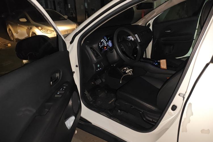 Used Honda Vezel 2020 1.5L CVT Pioneer Edition Driver Seat