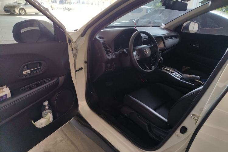 Used Honda Vezel 2020 1.5L CVT Pioneer Edition Driver Seat