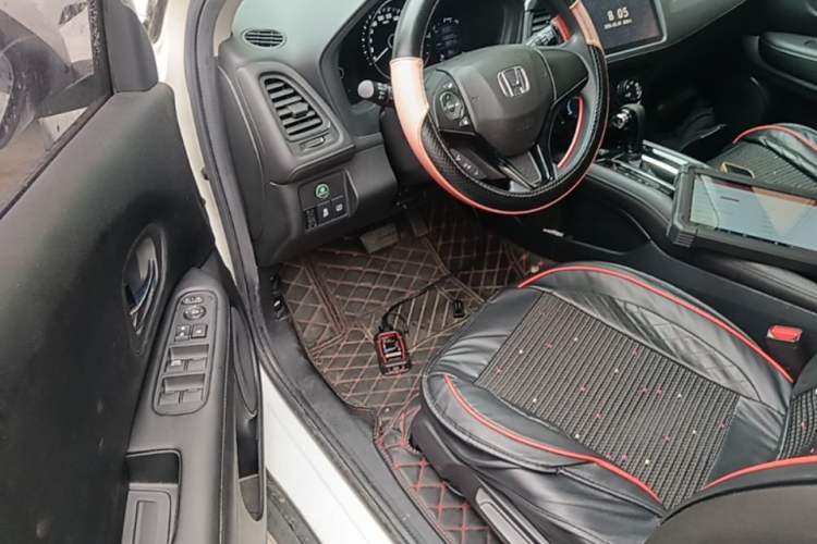 Used Honda Vezel 2020 1.5L CVT Pioneer Edition Driver Seat