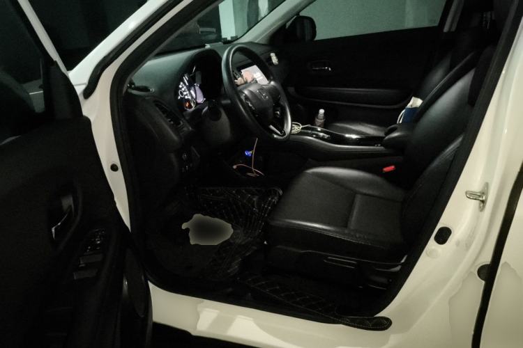Used Honda Vezel 2020 1.5L CVT Pioneer Edition Driver Seat