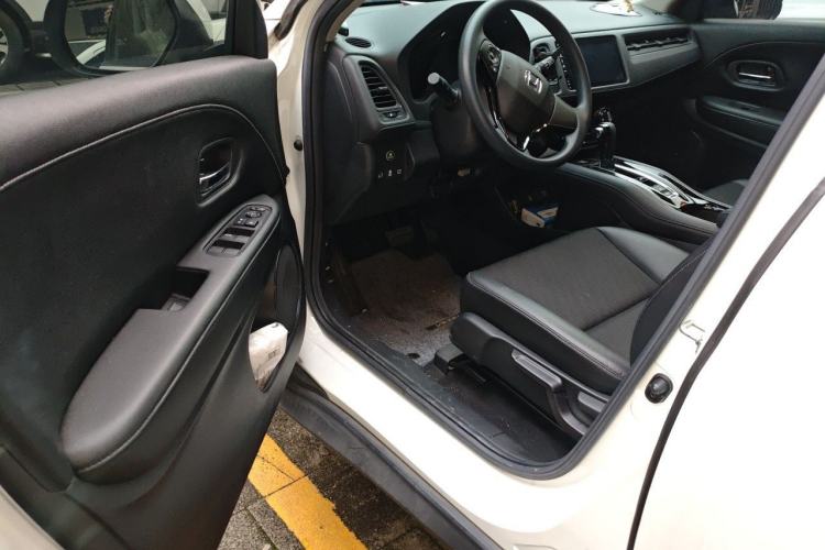 Used Honda Vezel 2020 1.5L CVT Pioneer Edition Driver Seat