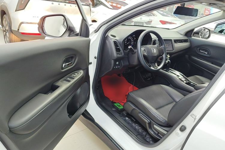 Used Honda Vezel 2020 1.5L CVT Pioneer Edition Driver Seat