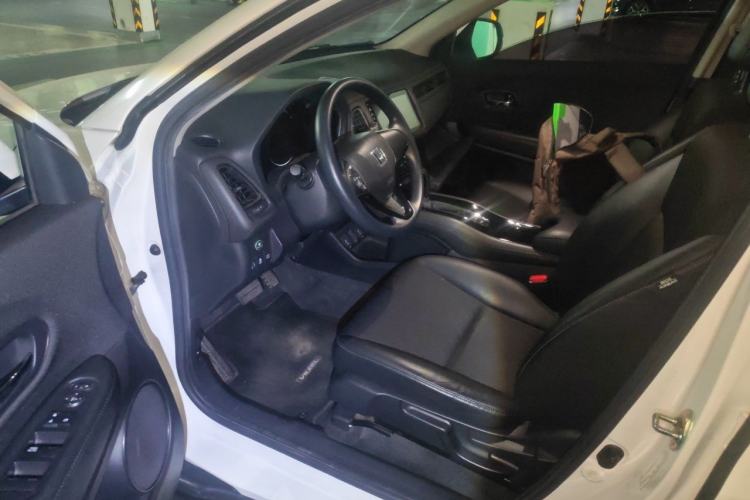 Used Honda Vezel 2020 1.5L CVT Pioneer Edition Driver Seat