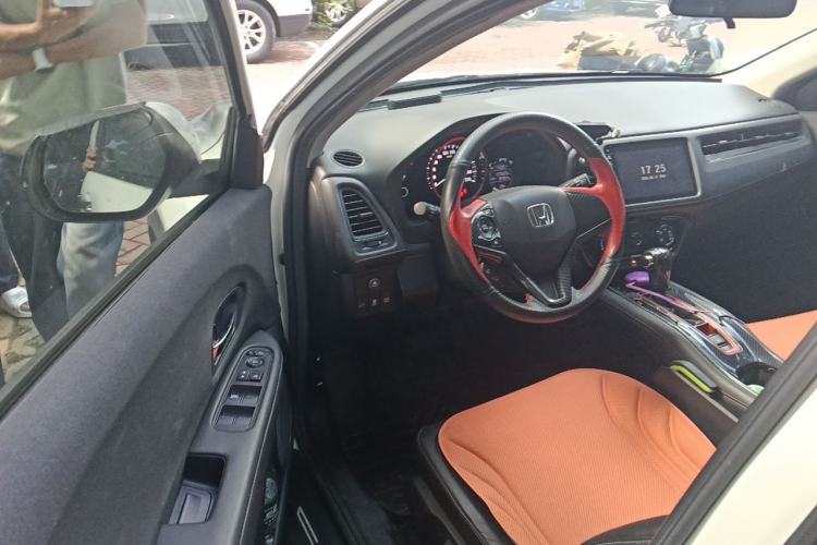 Used Honda Vezel 2020 1.5L CVT Pioneer Edition Driver Seat