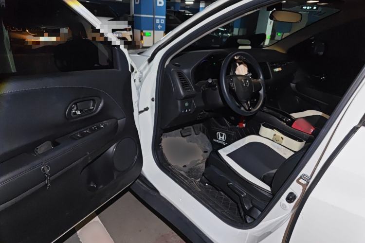 Used Honda Vezel 2020 1.5L CVT Pioneer Edition Driver Seat
