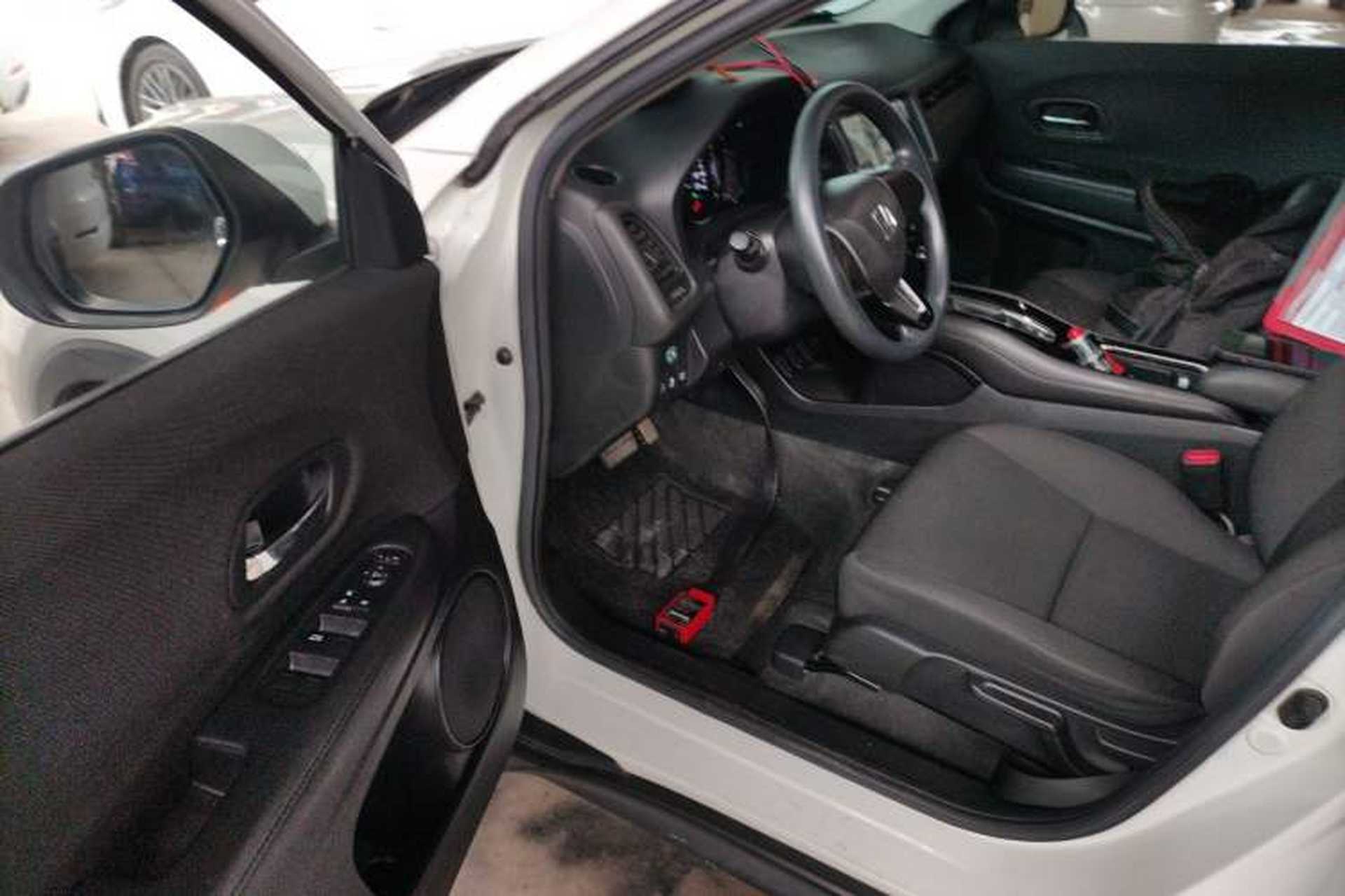 Used Honda Vezel 2020 1.5L CVT Elite Edition Driver Seat