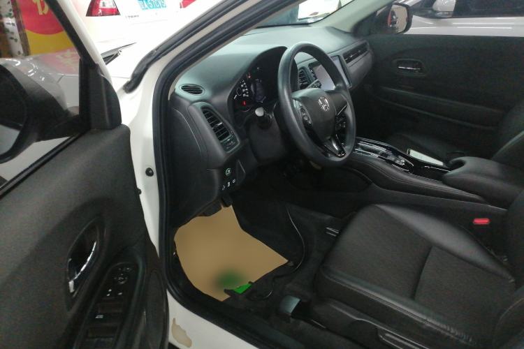 Used Honda Vezel 2020 1.5L CVT Pioneer Edition Driver Seat