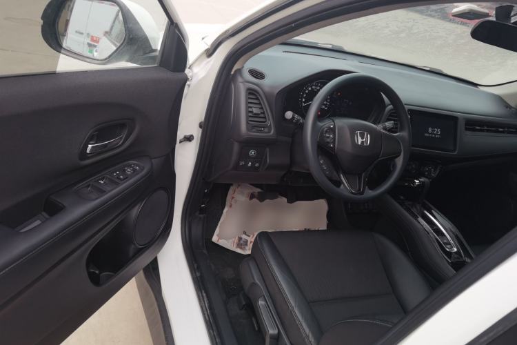 Used Honda Vezel 2020 1.5L CVT Pioneer Edition Driver Seat