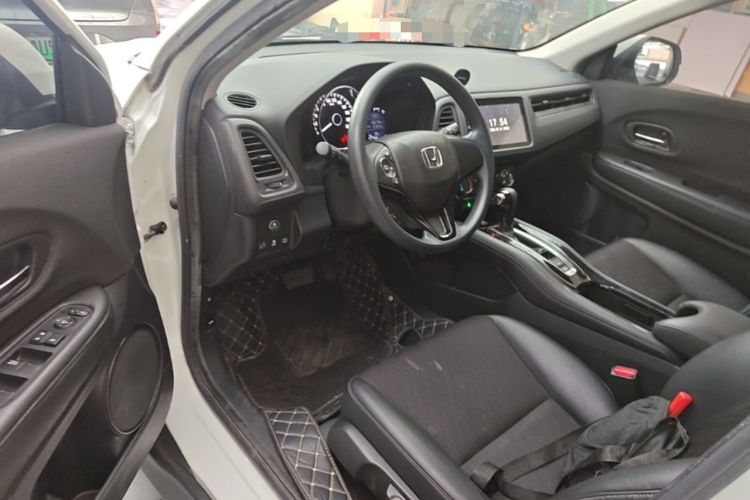 Used Honda Vezel 2020 1.5L CVT Pioneer Edition Driver Seat