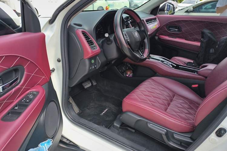 Used Honda Vezel 2020 1.5L CVT Pioneer Edition Driver Seat