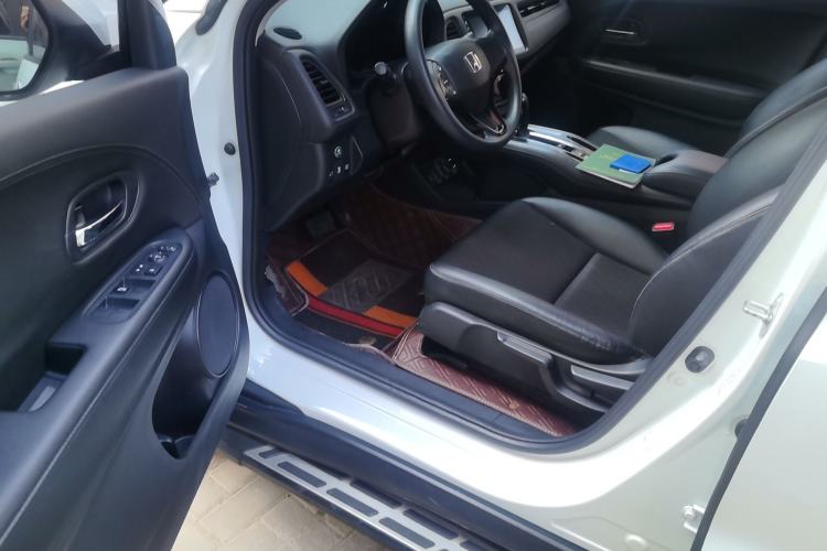 Used Honda Vezel 2020 1.5L CVT Pioneer Edition Driver Seat