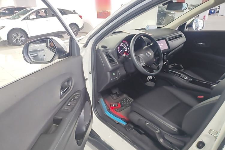 Used Honda Vezel 2020 1.5L CVT Pioneer Edition Driver Seat