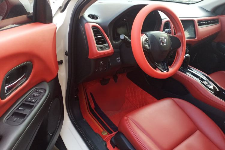 Used Honda Vezel 2020 1.5L CVT Pioneer Edition Driver Seat