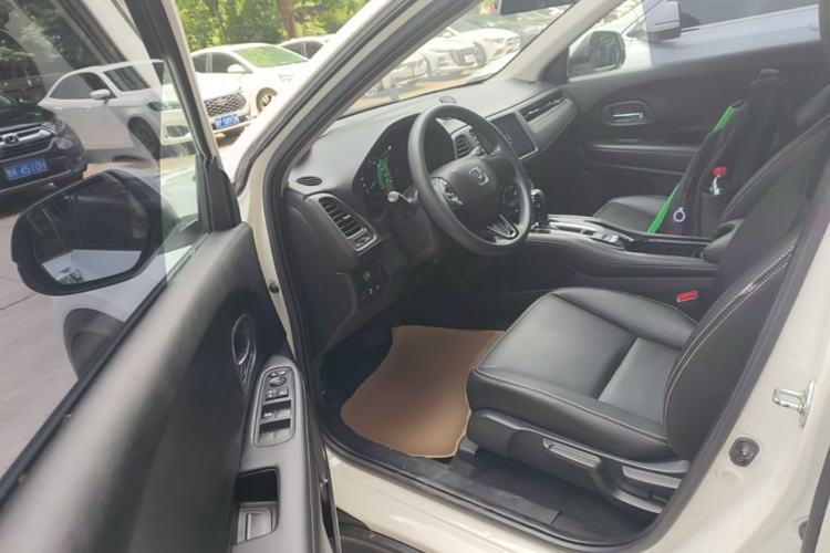 Used Honda Vezel 2020 1.5L CVT Pioneer Edition Driver Seat