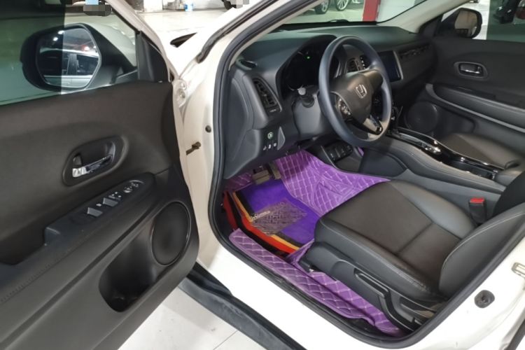 Used Honda Vezel 2020 1.5L CVT Pioneer Edition Driver Seat