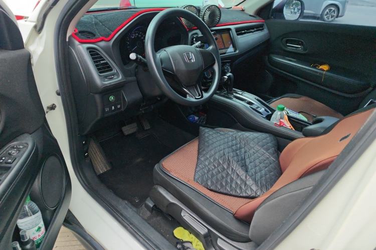 Used Honda Vezel 2020 1.5L CVT Elite Edition Driver Seat