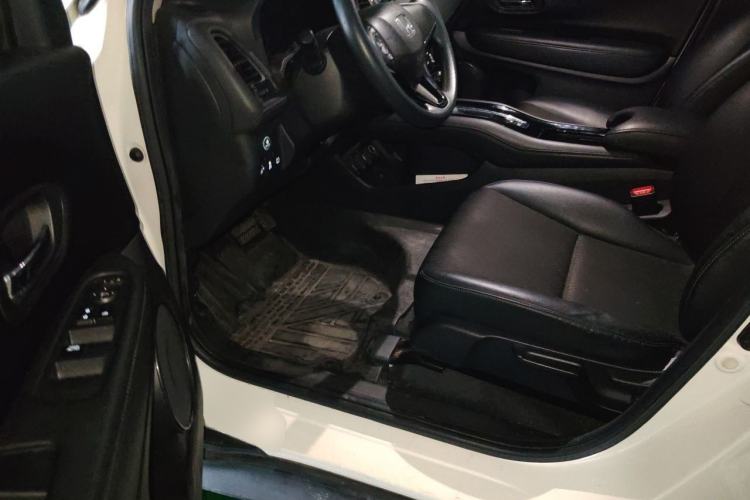 Used Honda Vezel 2020 1.5L CVT Pioneer Edition Driver Seat
