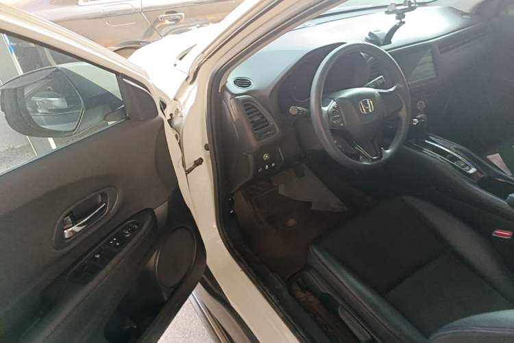 Used Honda Vezel 2020 1.5L CVT Pioneer Edition Driver Seat