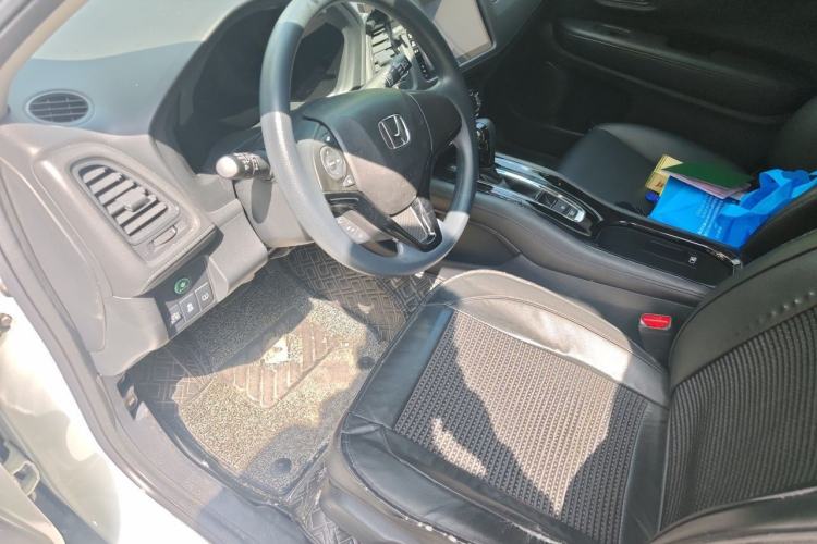 Used Honda Vezel 2020 1.5L CVT Pioneer Edition Driver Seat