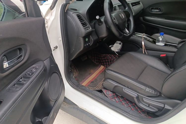Used Honda Vezel 2020 1.5L CVT Pioneer Edition Driver Seat